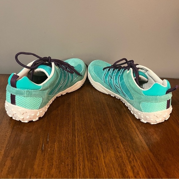 Hi-Tec Apollo Aqua Marine/Wine color. Women’s size 8.5. Like new - Picture 10 of 15
